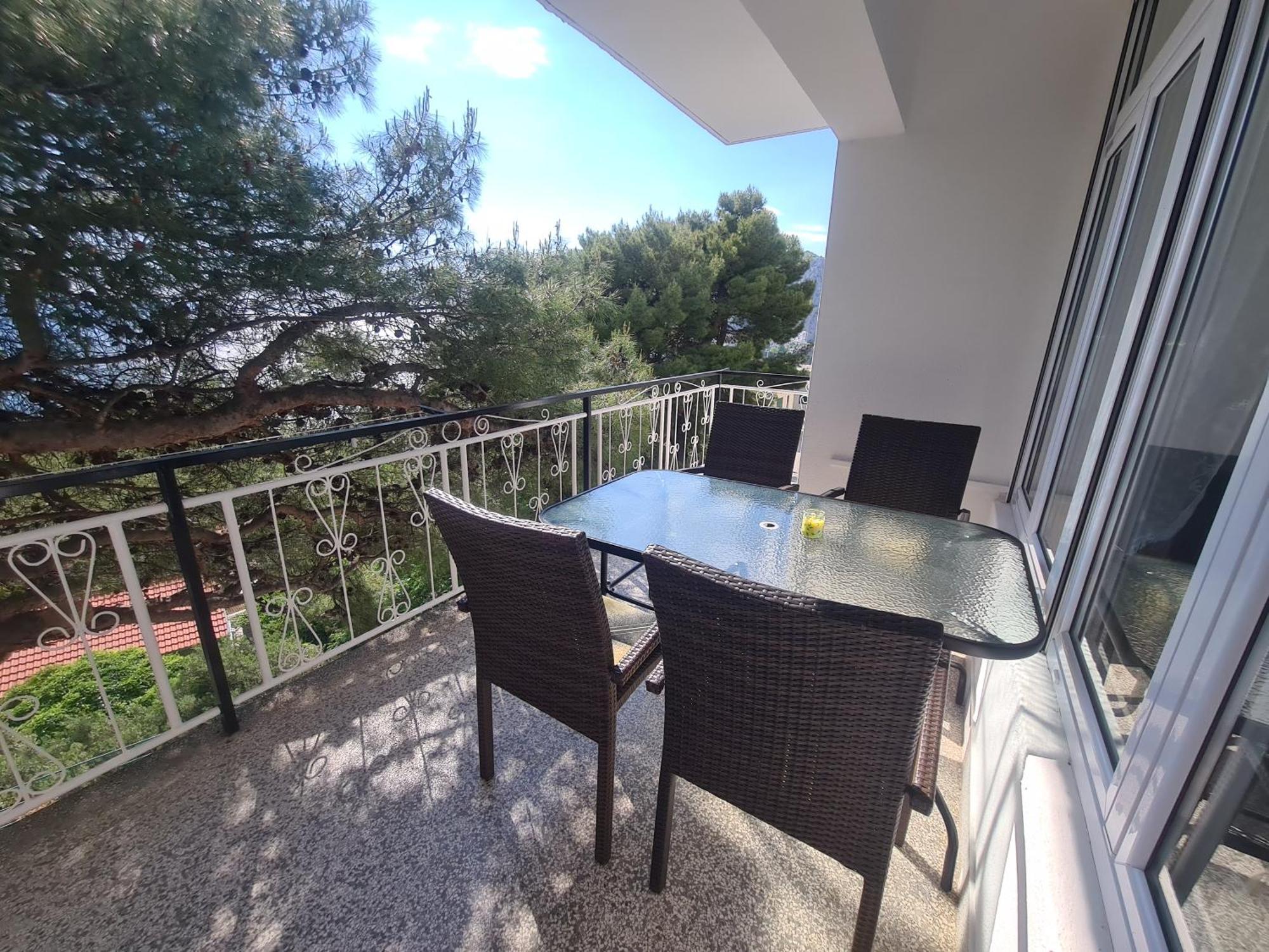 Apartments Adisa Omiš Exterior foto